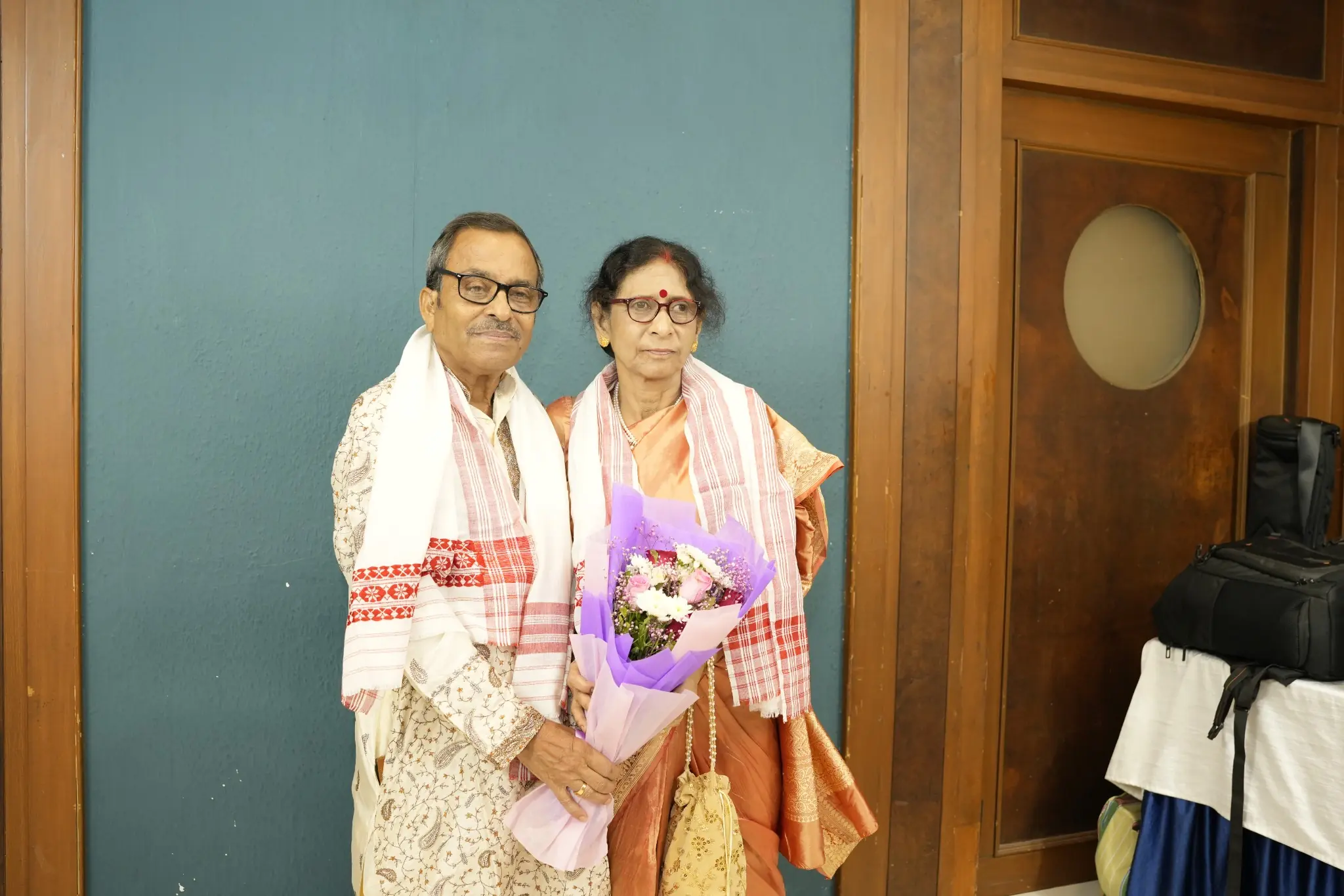 Anniversary couple portrait photographed by Twin Lens Kolkata