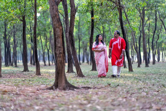 Nature Couple Walk by Twin Lens wedding photographer in Kolkata