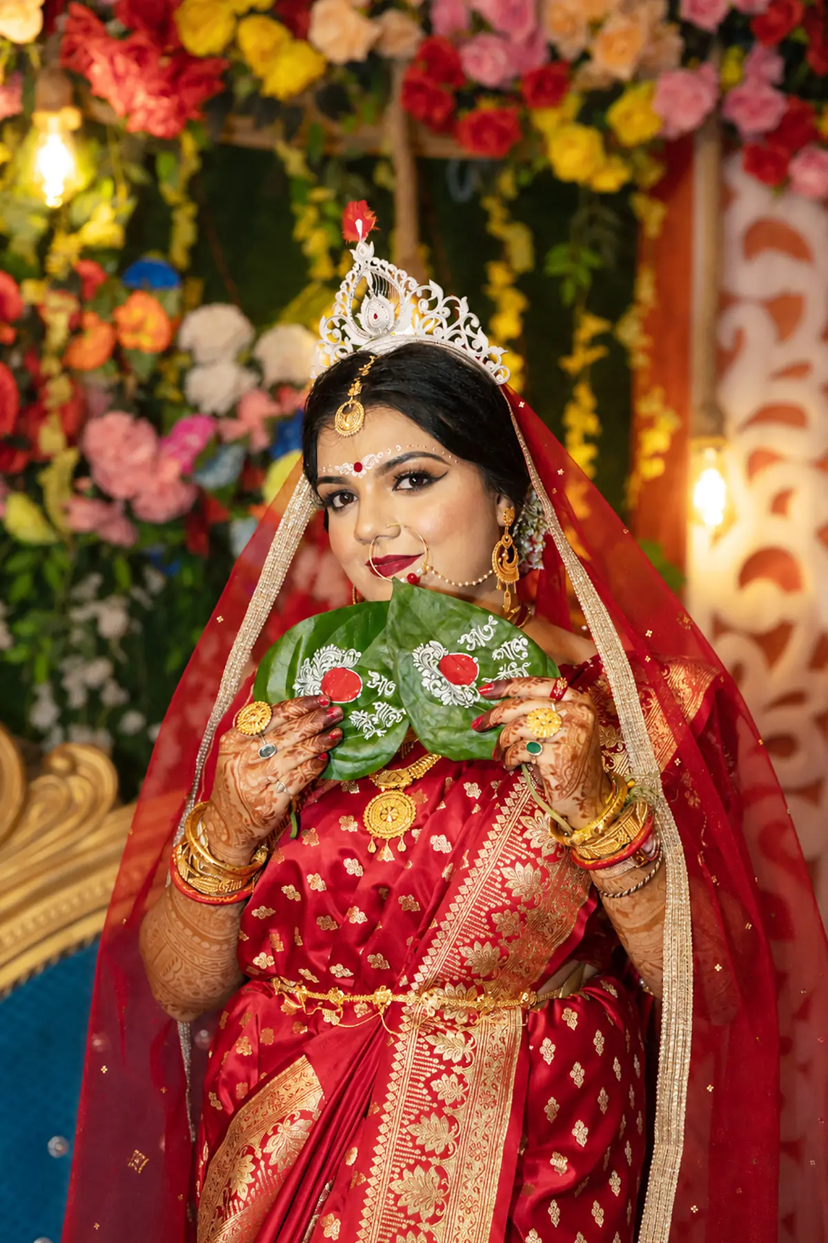 Bengali Bride Traditional Red Saree Portrait by Twin Lens Kolkata